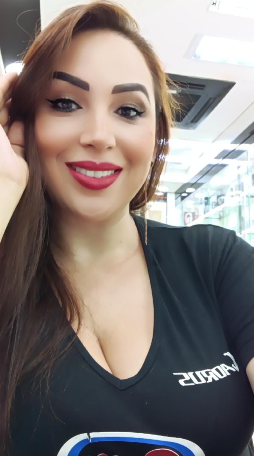 Nanzi Vendedora Informática